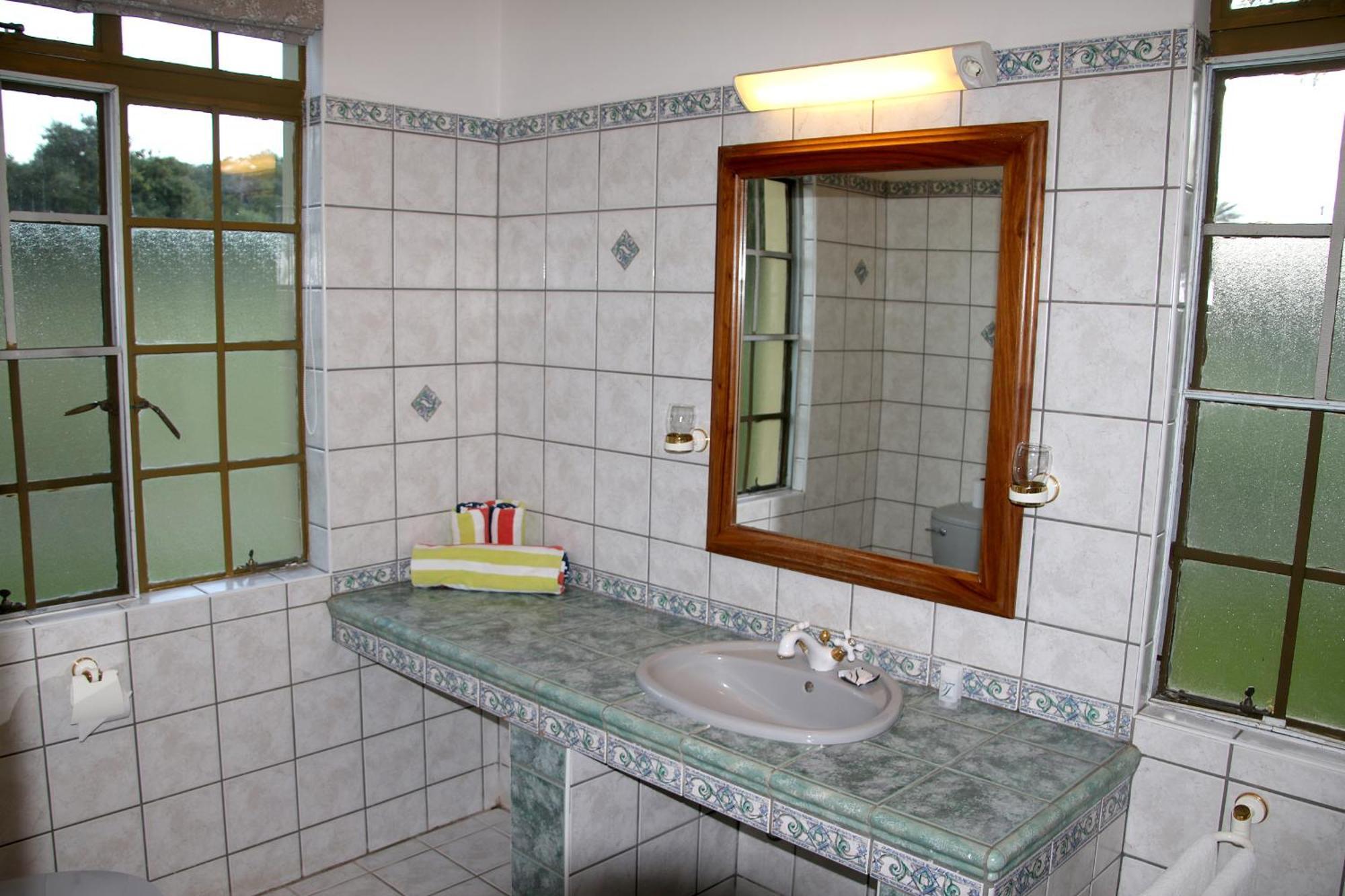 Ghaub Nature Reserve & Farm - One Namibia Grootfontein Room photo